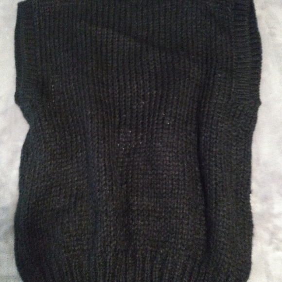 Snowflake Sweater Vest - Picture 2 of 3